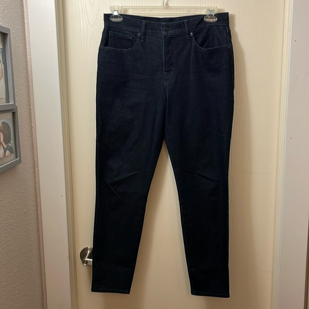 Lucky Brand Dark denim mid rise super skinny